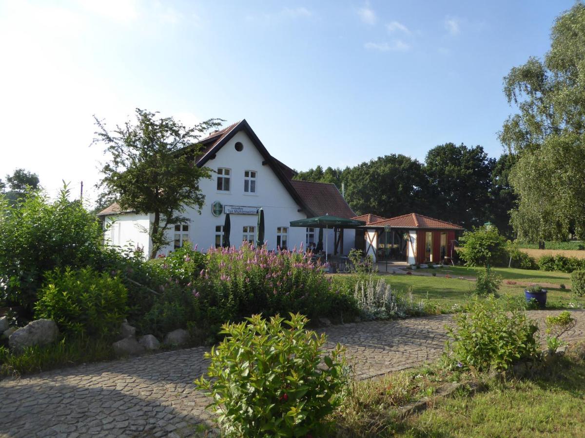 Landgasthaus Zur Muehlenwirtin ペータースハーゲン エクステリア 写真