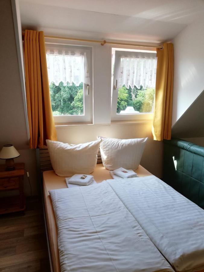 Landgasthaus Zur Muehlenwirtin ペータースハーゲン エクステリア 写真