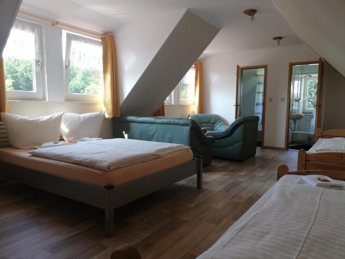 Landgasthaus Zur Muehlenwirtin ペータースハーゲン エクステリア 写真
